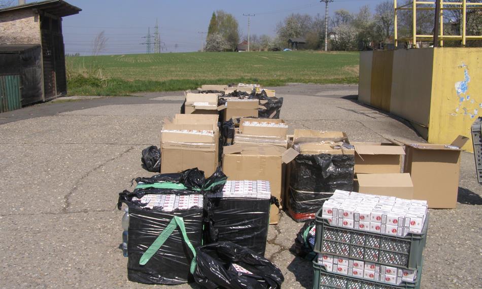 2014-4-10-859Veškeré zajištěné cigarety.JPG